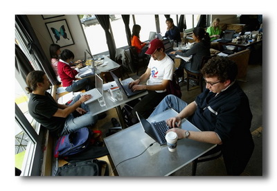 интернет кафе с общественным Wi-Fi