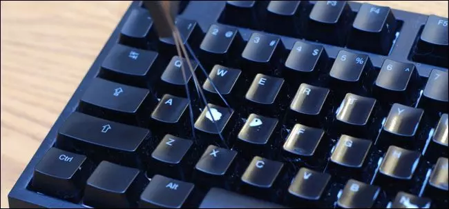 Инструмент для удаления кнопок клавиатуры
